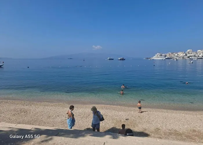 Ognen Apartment-sea View